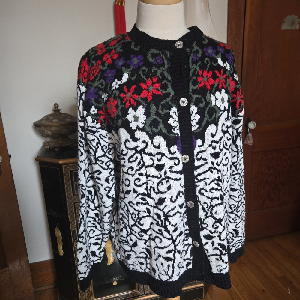 Vintage 90s Floral Tapestry Knit Cardigan Oversized Grandma Chic Sweater